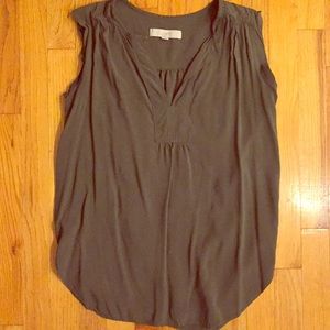Loft tank size xs 100% rayon